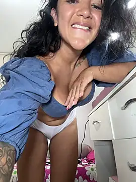 Snapshot of lau_ass_goddess chatting on 09-21-25, 01:40 lau ass goddess online show from 09-21-25, 01:40