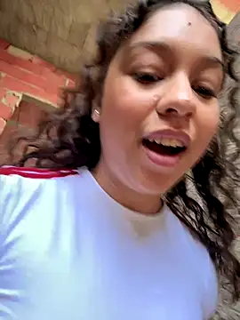 Snapshot of Shara_dreams chatting on 10-09-25, 03:10 Shara dreams online show from 10-09-25, 03:10