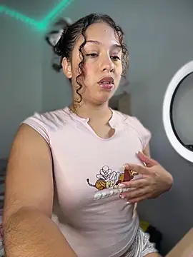 Snapshot of Shara_dreams chatting on 11-15-25, 11:54 Shara dreams online show from 11-15-25, 11:54