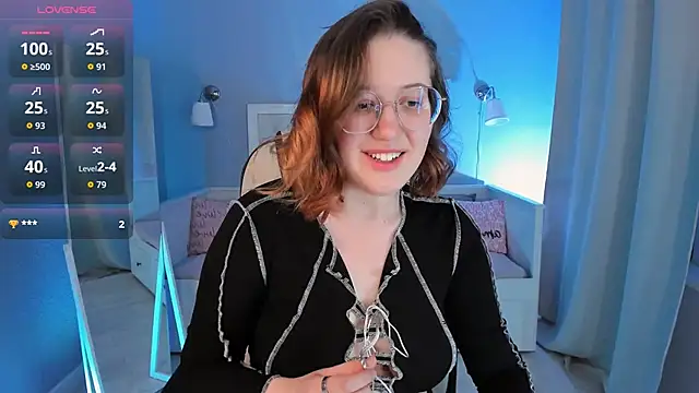 Snapshot of Charmy_Gracy chatting on 10-10-25, 11:31 Charmy Gracy online show from 10-10-25, 11:31