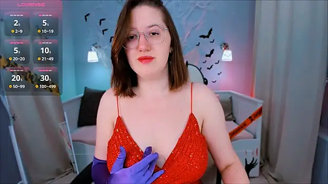 Snapshot of Charmy_Gracy chatting on 10-31-25, 11:44 Charmy Gracy online show from 10-31-25, 11:44