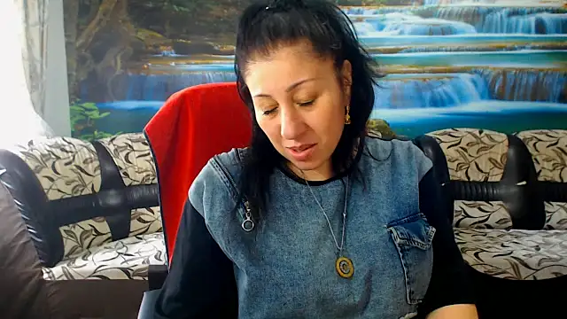 MoistMady online show from 03-24-26, 01:27