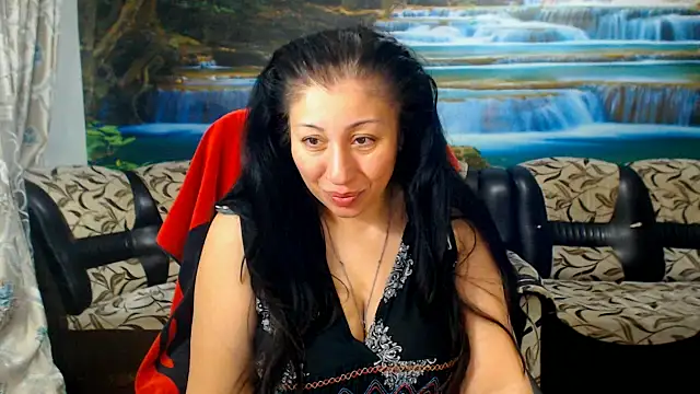 MoistMady online show from 04-05-26, 01:47