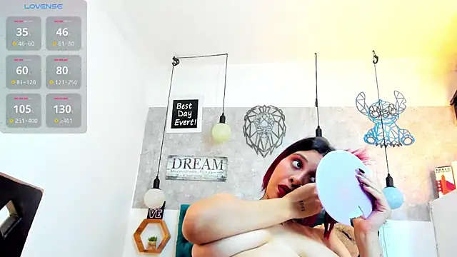 Rebeca xs online show from 03-18-25, 10:57