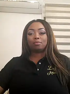 Snapshot of sweetlinddsay chatting on 09-13-25, 11:59 sweetlinddsay online show from 09-13-25, 11:59