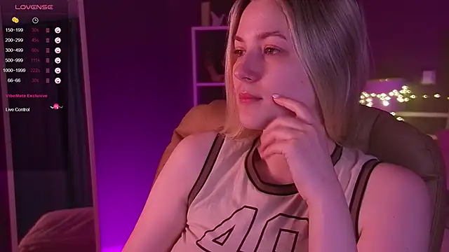 elinanortas online show from 03-21-25, 01:13