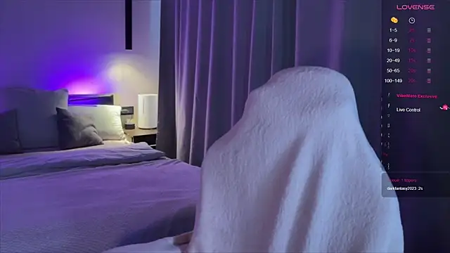 elinanortas online show from 11-28-25, 04:37