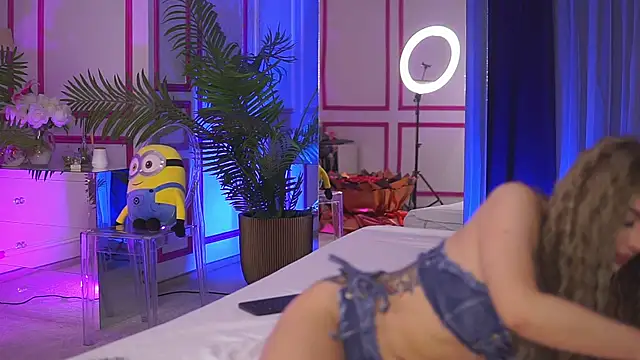 AshleySinn online show from 01-24-25, 05:53