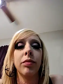 AmethystFoxx online show from 03-05-25, 07:17