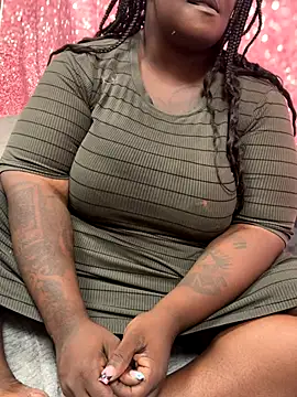 Snapshot of bbwkandi94 chatting on 10-30-25, 05:24 bbwkandi94 online show from 10-30-25, 05:24