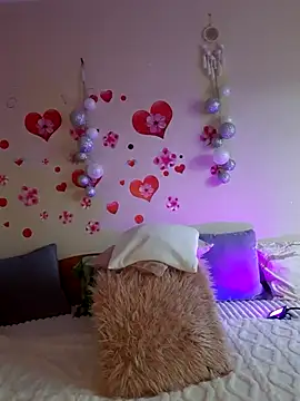 BellaBellaHot online show from 11-05-25, 01:11