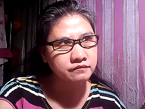 sweetsosie18 online show from 03-04-25, 07:54