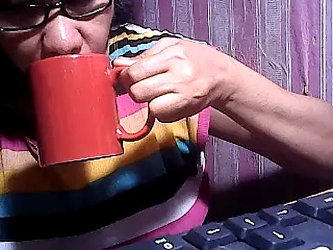 sweetsosie18 online show from 03-05-25, 09:49