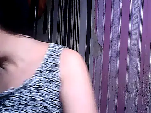 sweetsosie18 online show from 11-03-25, 08:10