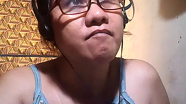 sweetsosie18 online show from 02-09-26, 11:58