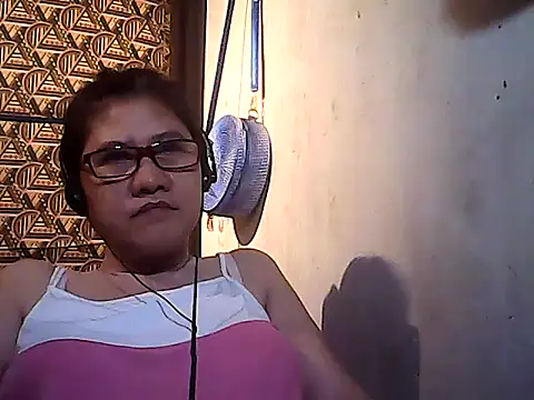 sweetsosie18 online show from 02-10-26, 12:20