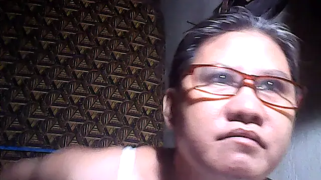 sweetsosie18 online show from 05-07-26, 06:41