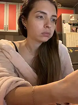 Snapshot of SeducingYoghourt chatting on 12-16-24, 04:27 SeducingYoghourt online show from 12-16-24, 04:27