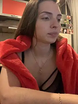 Snapshot of SeducingYoghourt chatting on 12-23-24, 03:33 SeducingYoghourt online show from 12-23-24, 03:33