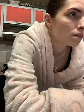 Snapshot of SeducingYoghourt chatting on 01-03-25, 04:48 SeducingYoghourt online show from 01-03-25, 04:48