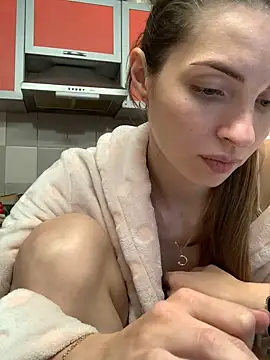 Snapshot of SeducingYoghourt chatting on 01-20-25, 04:34 SeducingYoghourt online show from 01-20-25, 04:34