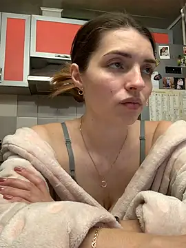 Snapshot of SeducingYoghourt chatting on 02-07-25, 03:19 SeducingYoghourt online show from 02-07-25, 03:19