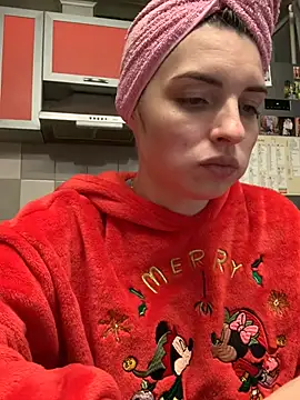 Snapshot of SeducingYoghourt chatting on 02-10-25, 03:42 SeducingYoghourt online show from 02-10-25, 03:42