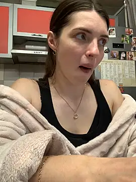 Snapshot of SeducingYoghourt chatting on 02-20-25, 04:03 SeducingYoghourt online show from 02-20-25, 04:03