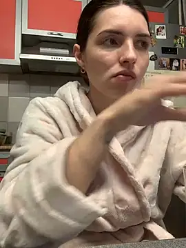 Snapshot of SeducingYoghourt chatting on 02-24-25, 04:47 SeducingYoghourt online show from 02-24-25, 04:47