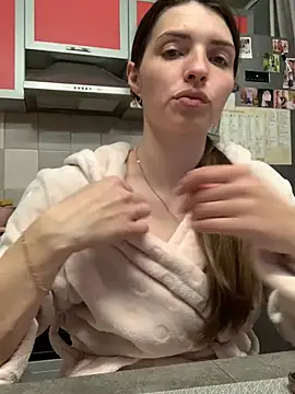 Snapshot of SeducingYoghourt chatting on 03-04-25, 03:59 SeducingYoghourt online show from 03-04-25, 03:59