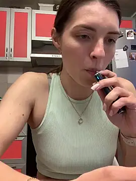 Snapshot of SeducingYoghourt chatting on 03-21-25, 03:35 SeducingYoghourt online show from 03-21-25, 03:35