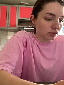 SeducingYoghourt online show from 05-06-26, 11:15