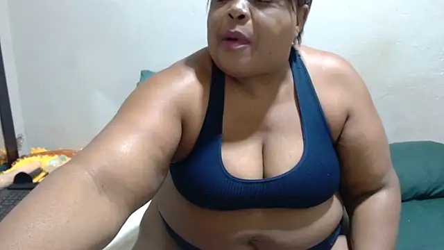 Snapshot of MatureBootyBabe4Uxx chatting on 04-27-26, 01:09 MatureBootyBabe4Uxx online show from 04-27-26, 01:09