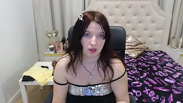 AmazingTori online show from 01-12-26, 02:00