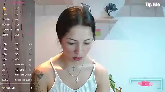 Snapshot of MadisonCambel chatting on 12-03-24, 12:02 MadisonCambel online show from 12-03-24, 12:02