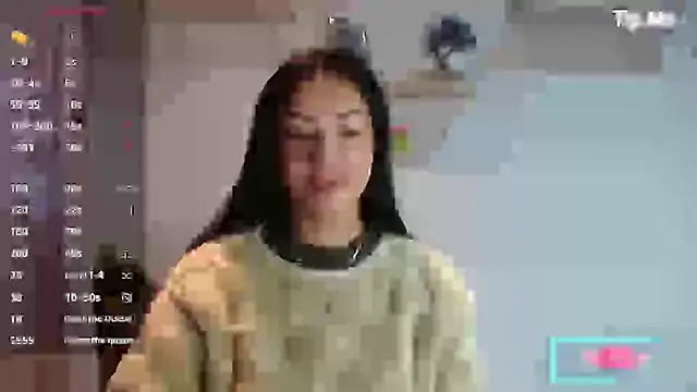 Snapshot of MadisonCambel chatting on 12-05-24, 12:55 MadisonCambel online show from 12-05-24, 12:55