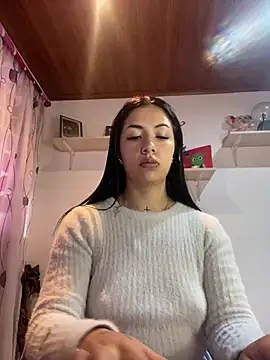 Snapshot of MadisonCambel chatting on 01-10-25, 03:58 MadisonCambel online show from 01-10-25, 03:58