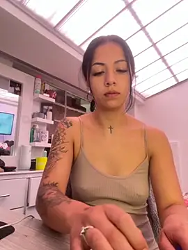 MadisonCambel online show from 10-16-25, 03:57