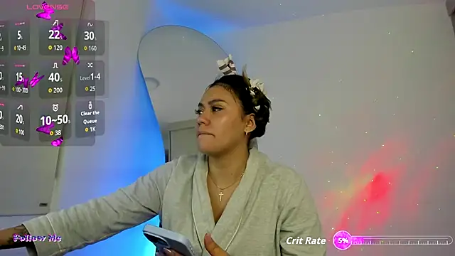 SussiVega online show from 10-14-25, 12:11