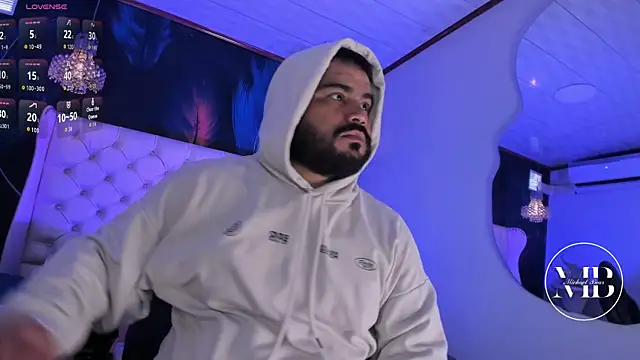 MichaelBear  online show from 10-06-25, 02:14