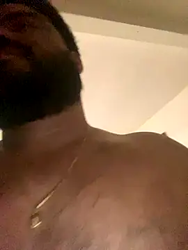 MichaelBear  online show from 12-19-25, 09:22