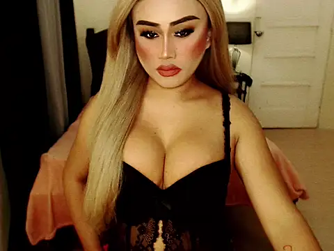 Snapshot of MISTRESS_OF_EVILCUMxx chatting on 03-17-25, 07:48 MISTRESS OF EVILCUMxx online show from 03-17-25, 07:48