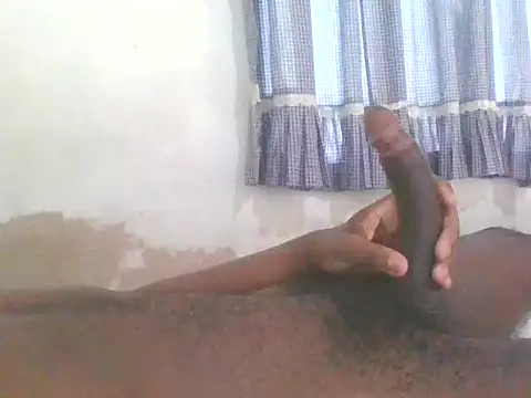 Snapshot of McGyverBBC chatting on 10-08-25, 07:39 McGyverBBC online show from 10-08-25, 07:39