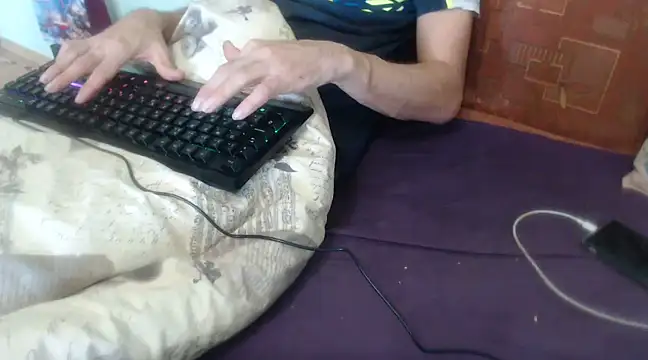 Snapshot of VASKOS178 chatting on 12-08-24, 09:24 VASKOS178 online show from 12-08-24, 09:24