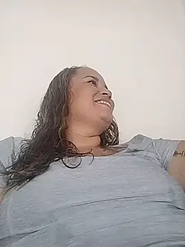 Snapshot of LINDAHALLS chatting on 07-01-26, 04:51 LINDAHALLS online show from 07-01-26, 04:51