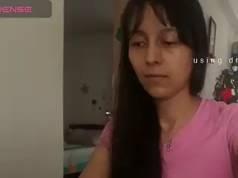 Snapshot of Moon_lunita chatting on 12-03-24, 04:17 Moon lunita online show from 12-03-24, 04:17