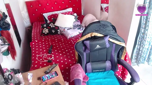 antonela ladiabla online show from 10-24-25, 07:32