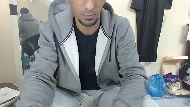 highguy online show from 12-17-24, 08:54