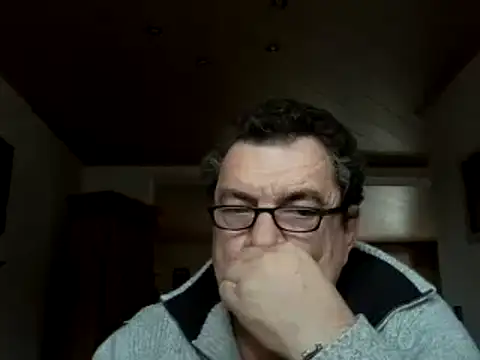 Nobbie444 online show from 11-26-25, 12:17