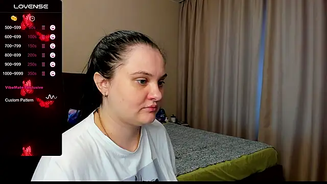 AlanaBrox online show from 10-28-25, 09:13